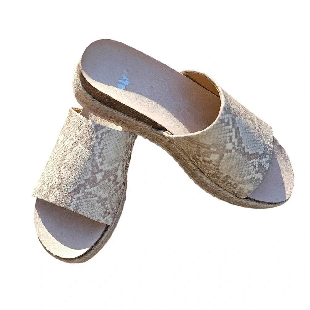 Dolce Vita Women's Neutral Color Snake Print Slide Espadrille Sandals Size 9